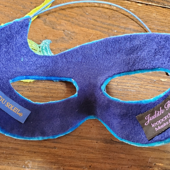 Cirque Du Soleil Mask - Picture 7 of 9